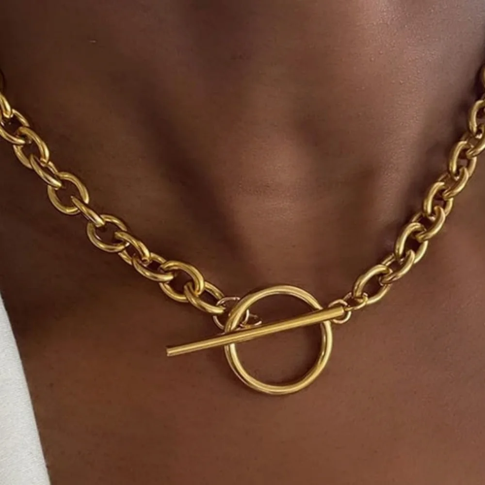 18K Gold Toggle Chain Necklace NWT - Picture 2 of 4